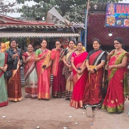 GouriBehera7's tweet photo. ମହିଳା ମୋର୍ଚ୍ଚା ଦ୍ୱାରା ନାରୀ ଶକ୍ତି ବନ୍ଦନ ଅଧିନିୟମ କାର୍ଯ୍ୟକ୍ରମ ରେ ରାଜ୍ୟ କାର୍ଯ୍ୟାଳୟ ଭୁବନେଶ୍ୱର ଠାରେ ଯୋଗ ଦେବା ଅବସରରେ...... https://t.co/ZRrM4hbch3