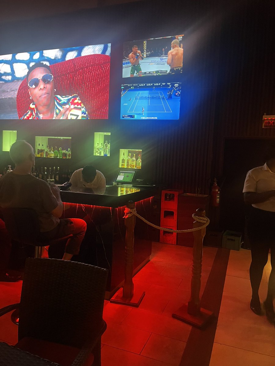 Shouting “hulle weet nie wat ons weet nie” from a bar in Belize >