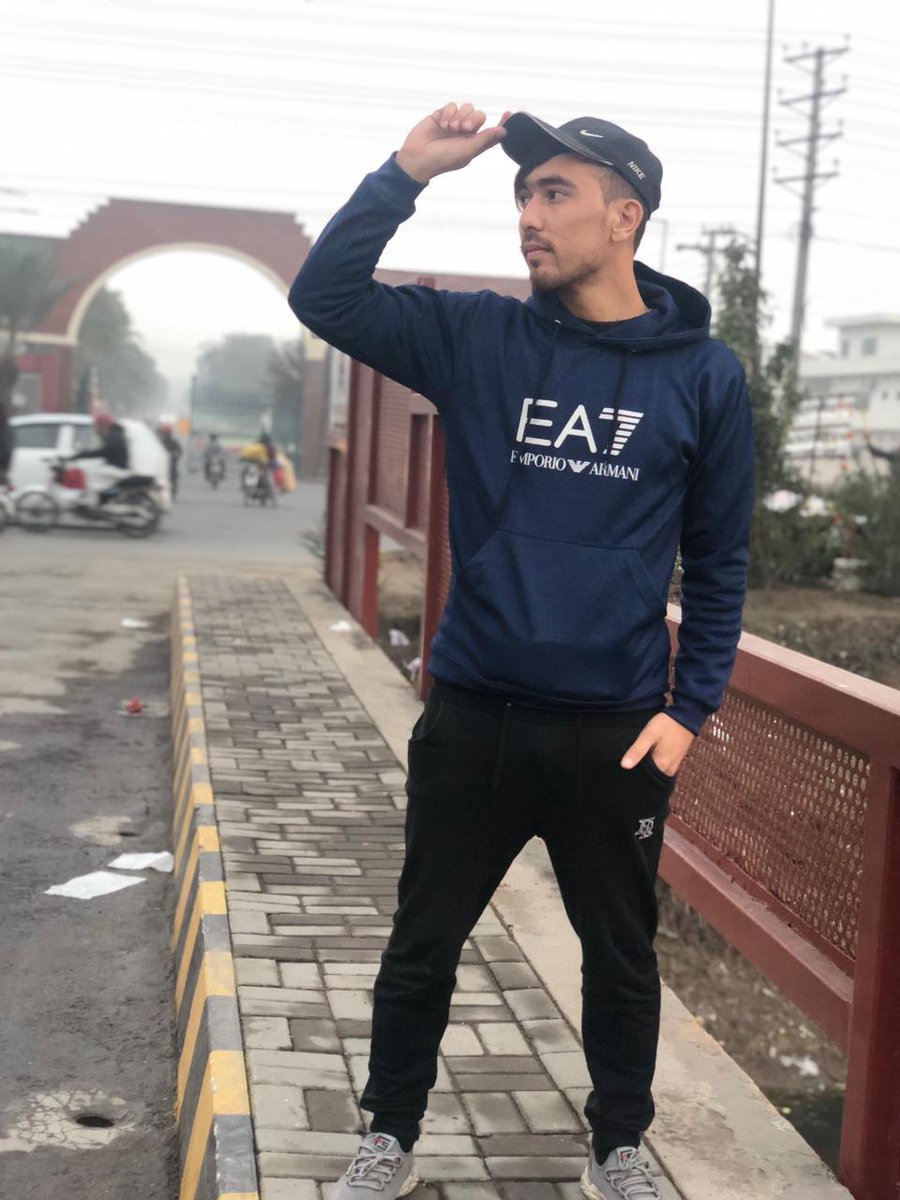 Jee13Altaf's tweet photo. #StarAcademyleLive #StarAcademyleLive Sund much more day of send a upload one picture https://t.co/Y3wZvEaLpB