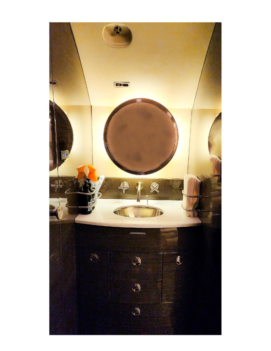 2005 BOMBARDIER CHALLENGER 604 FOR SALE.

General
Year: 2005
Manufacturer: BOMBARDIER
Model: CHALLENGER 604
Serial Number: 5591
Registration #N913VC 
Condition: Used
FlightRules IFR
Based at: HOU
PRICE: $ 8.500.000 = 5.525.000.000 FCFA.
LOI: florenciopanadesbriones@gmail.com