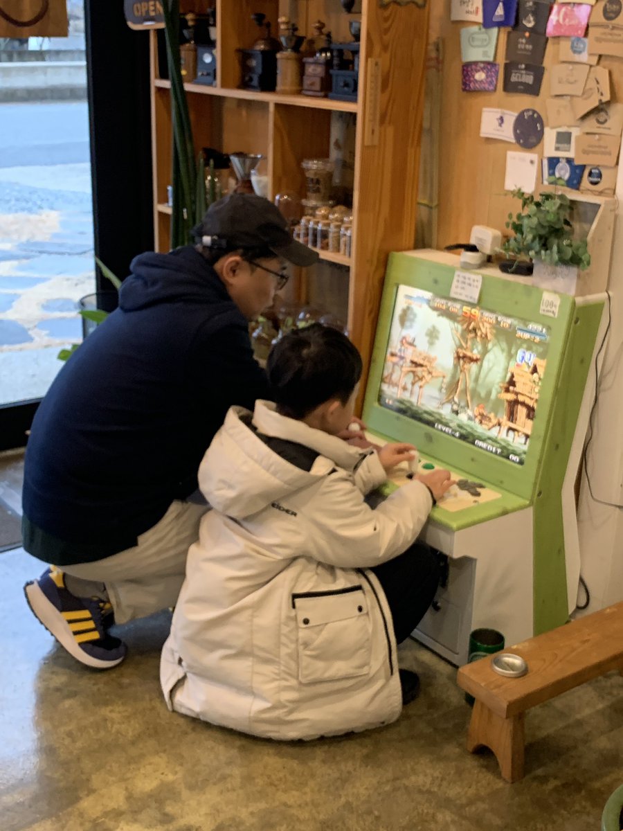 xinxi1's tweet photo. 거북목 조심 https://t.co/ofO3uqcXGR