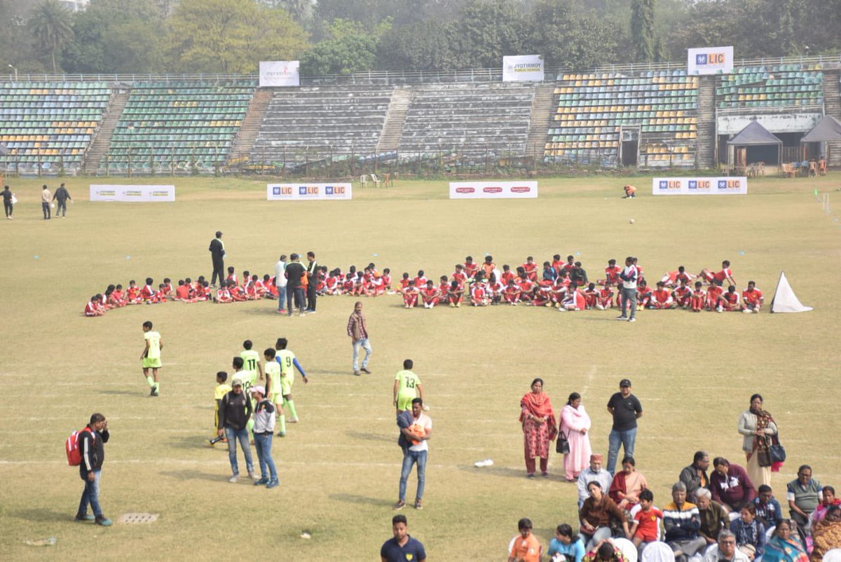 These young children are the fabrics of our football. More tight-knit they’re, stronger will be  #IndianFootball Today nearly 200 youngsters got enrolled in AIFF CRS I thank Southern Samity FC & IFA for the football festival & urge communities to take such initiatives
