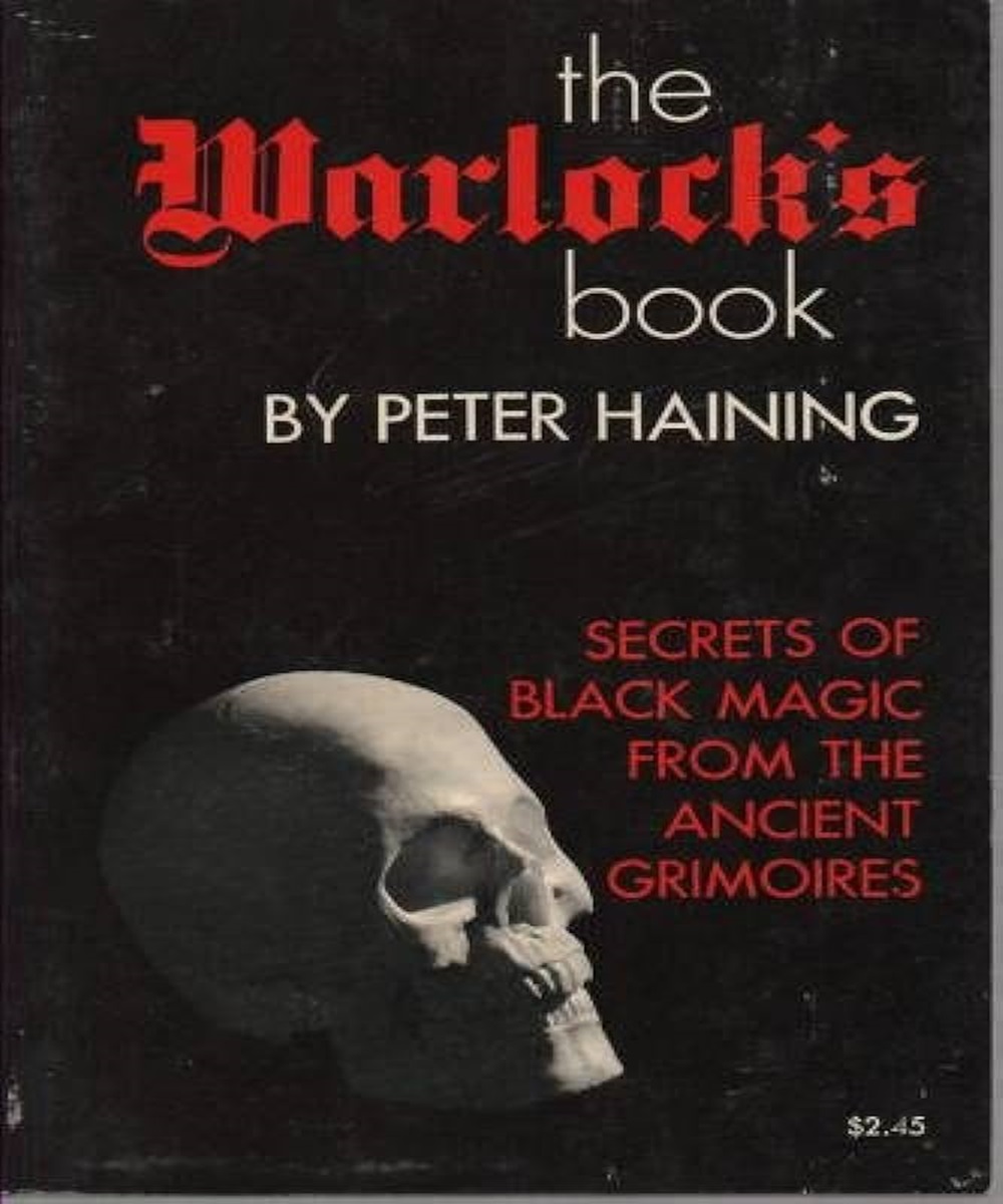 KVLT_Nexion_666's tweet photo. 1972 - Peter Haining releases his ‘The Warlock’s Book’ which is the closest modern language translation of the manuscript called ‘An Elizabethan Devil Worshiper’s Prayer Book’, which was said to have been circulated amongst the Satan Worshipers in Elizabethan era Scotland. https://t.co/OG9O5rVZ83