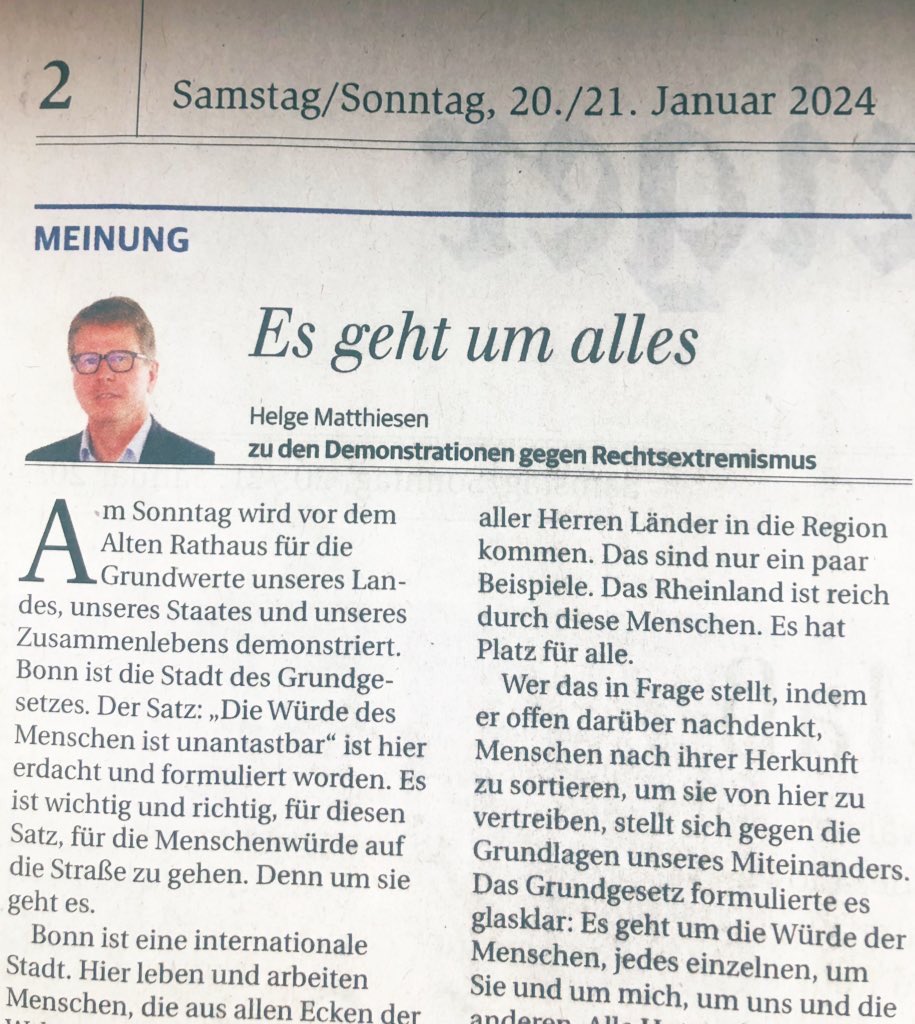 Falls Ihr noch zögert, heute um 14 Uhr zur Demo auf den Marktplatz in #bonn zu kommen: Leseempfehlung im <a href="/gabonn/">General-Anzeiger</a> - „Es geht um alles“ ga.de/news/politik/d…