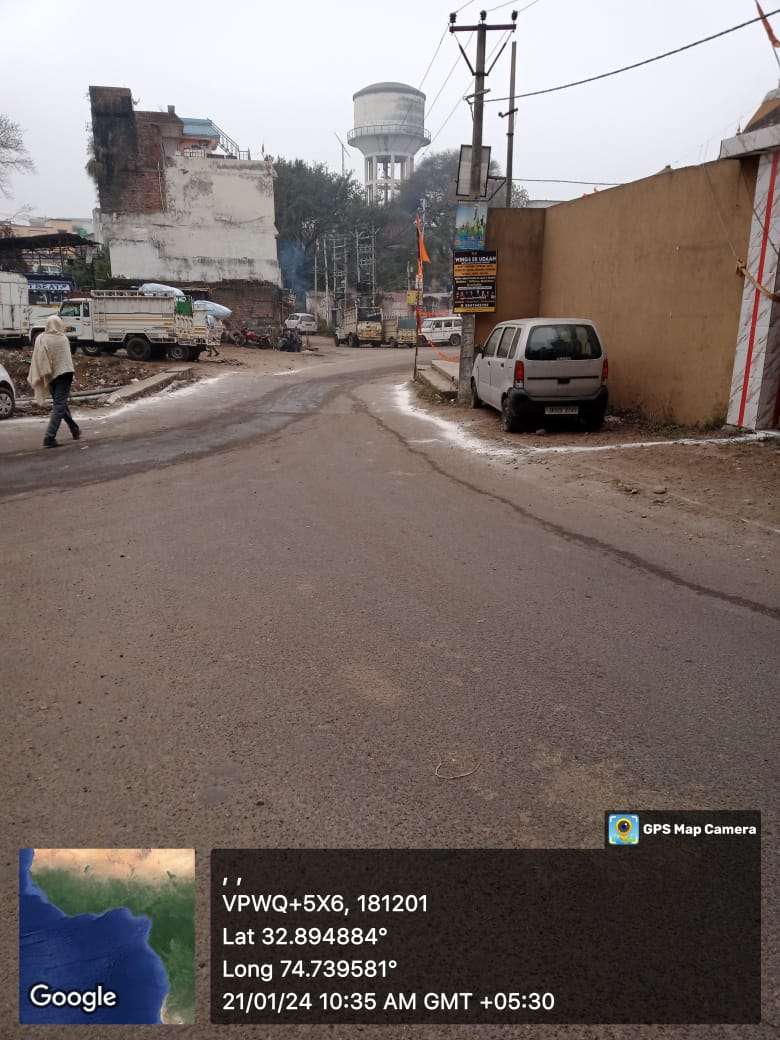 MCommitttee2's tweet image. Cleanliness drive in all spiritual places like temples,Gurdwara &amp;amp; church etc. MC  AKHNOOR under swachh teerth Campaign 
@gipmayapuri1964 
@SwachhBharatGov 
@Secretary_MoHUA 
@RoopaMishra77 
@JKHUDD1 
@md_sbm 
@dmjammuofficial