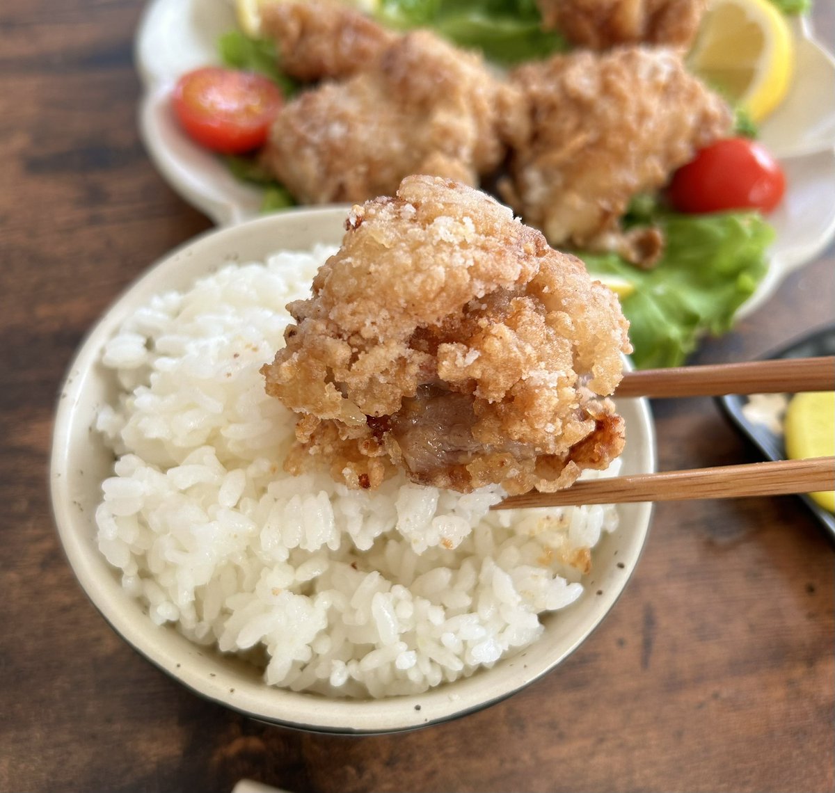 redbeanjam1210's tweet photo. ごはんにもお酒にも合う、やみつき唐揚げ🍗
ついつい食べすぎてしまう大好きなレシピです🤤 https://t.co/QIYgq3KTzY