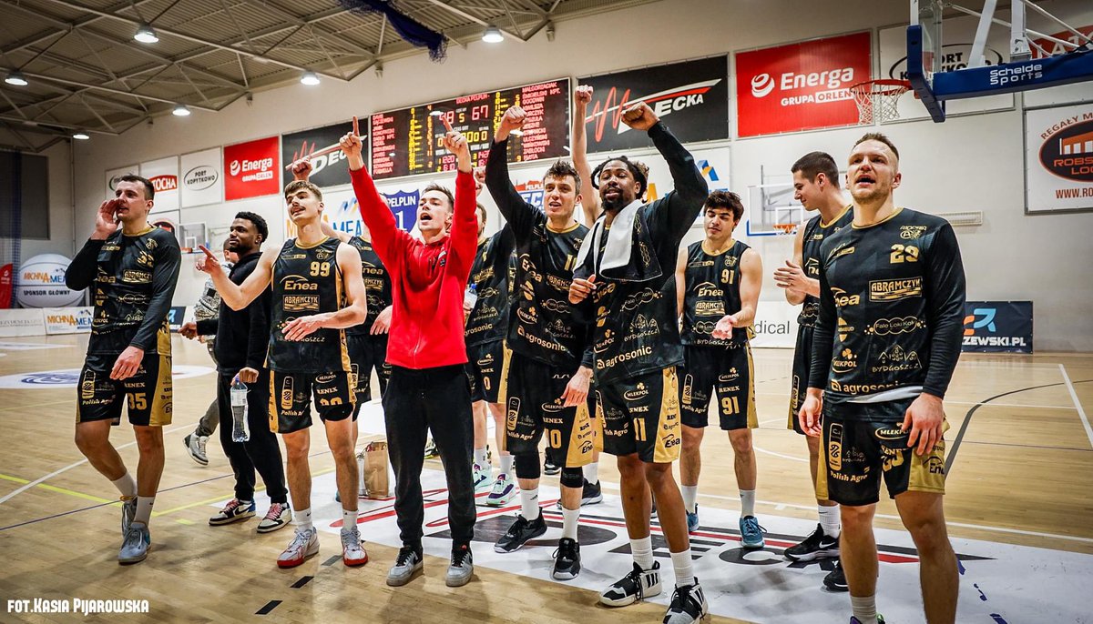 KK_Astoria's tweet photo. Dzień dobry #AstaFans! 🤭

Za tydzień w końcu wracamy do domu! 🥳 (jutro od 10:00 startuje sprzedaż biletów na mecz z HydroTruckiem)

#Enea #Abramczyk #Bydgoszcz #AstaTeam #1Lkosz #A100RIA https://t.co/Z6W6w4B30m