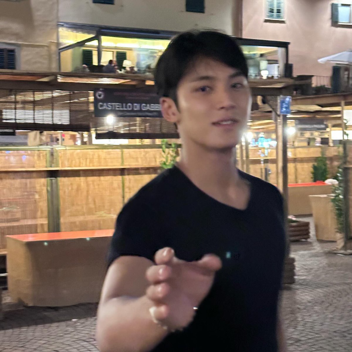 bearvboy's tweet image. ⠀

What a lonely

⠀