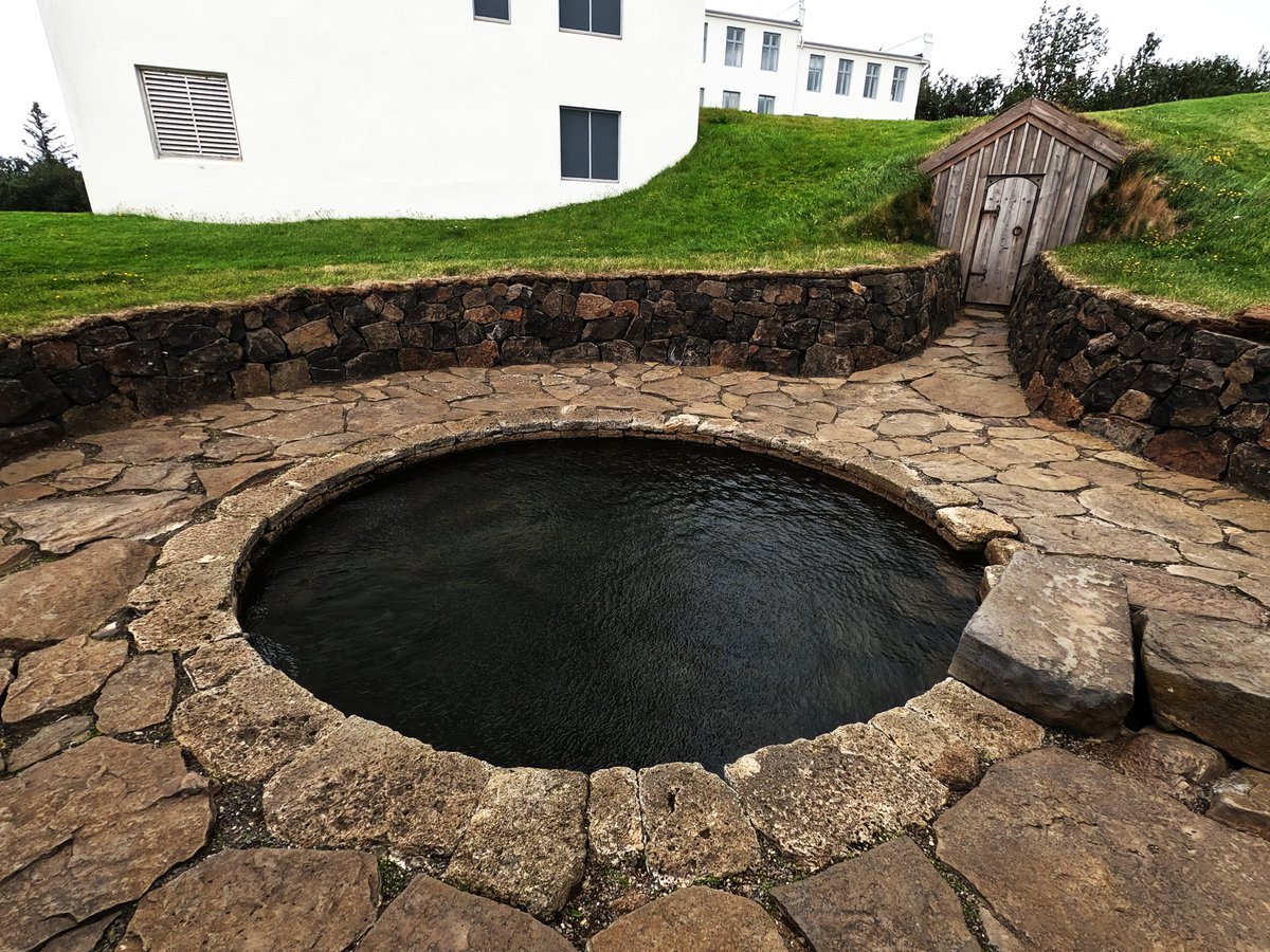 Snorralaug Hot Spring #podróże #wanderlust #adventure #photo #traveler #travelmore #traveling #photooftheday #travelphoto #lovetravel #photography #landscape #photos #islandia #iceland #goldencircle #blog #trip #podróż #travel #skansen #hotspring #podróżnik #nature #icelandic