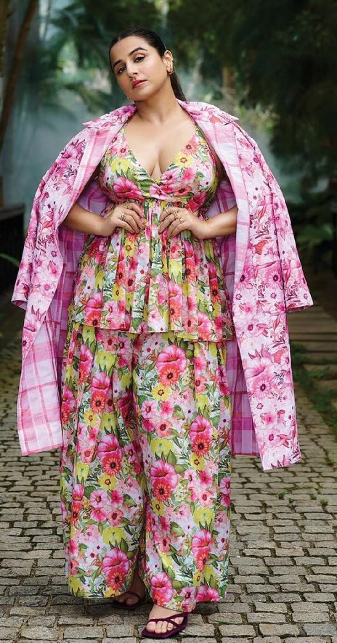 GEWwe1BW4AAun6u?format=jpg&name=large