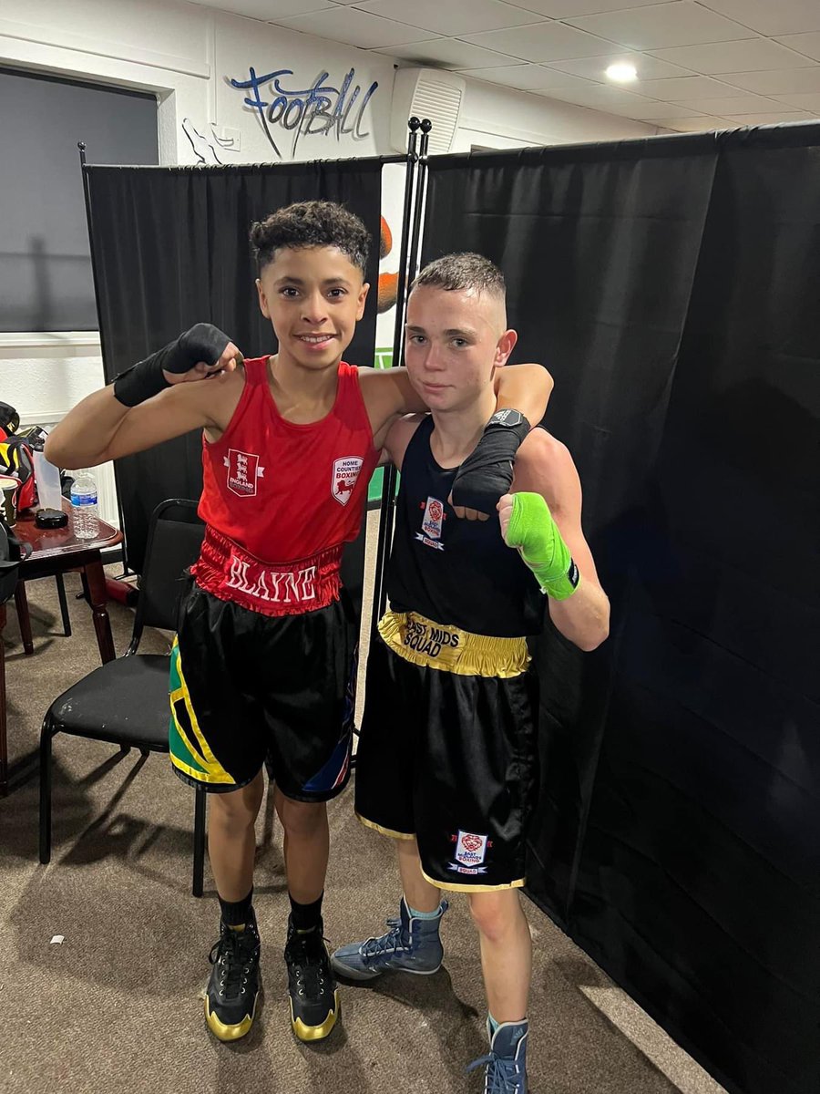 Our star prospect Cian O’Reilly represented the East Midlands today against a very game opponent from the Home Counties, and WE GOT THE WIN !! 🥊 We are so proud of Cian & team NSB. Cian is the epitome of hard work and dedication #NSB #ChampionsInAndOutTheRing