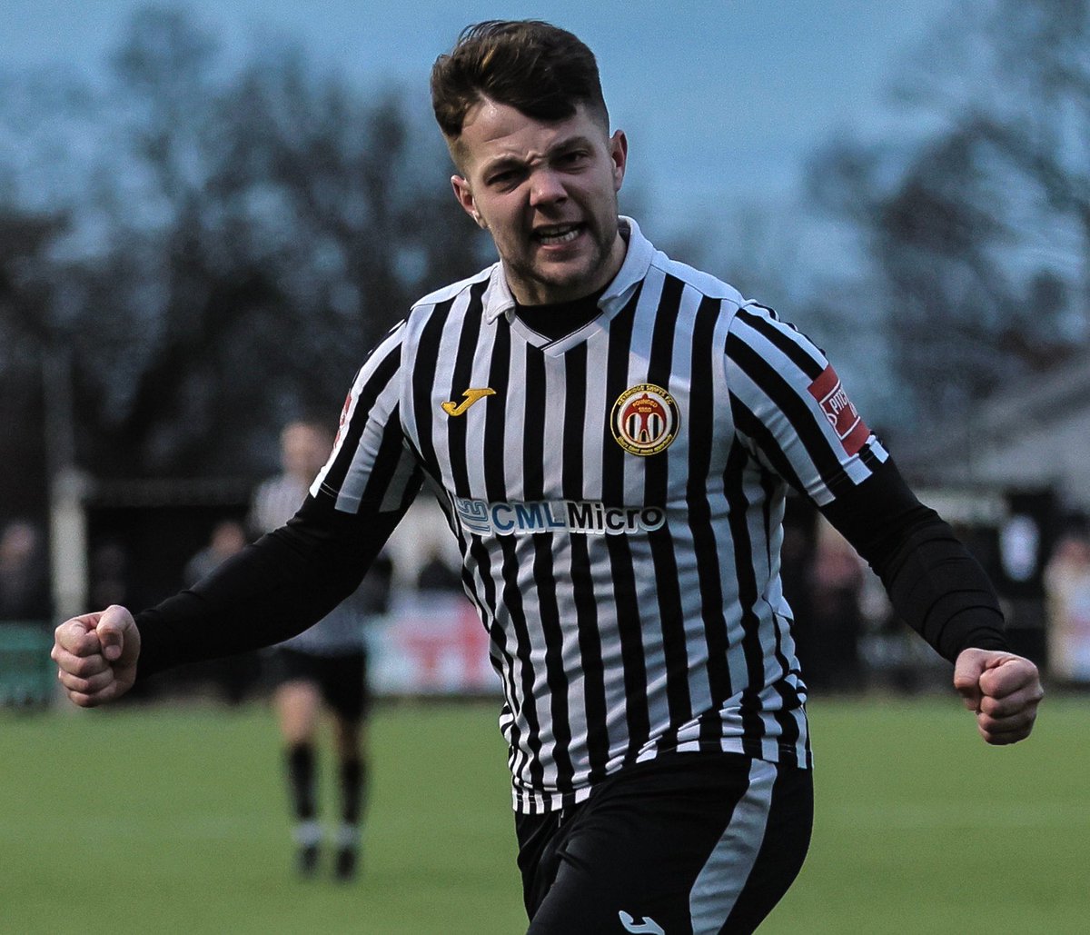 isthmian.co.uk/brentwood-up-t… Brentwood up to fourth as Swifts and Bowers can only draw Two was the magic number, with five of our eight sides scoring two goals- and none of them winning! Only Brentwood and Wroxham tasted victory Image: @edmonds_alan #IsthmianLeague #PitchingIn