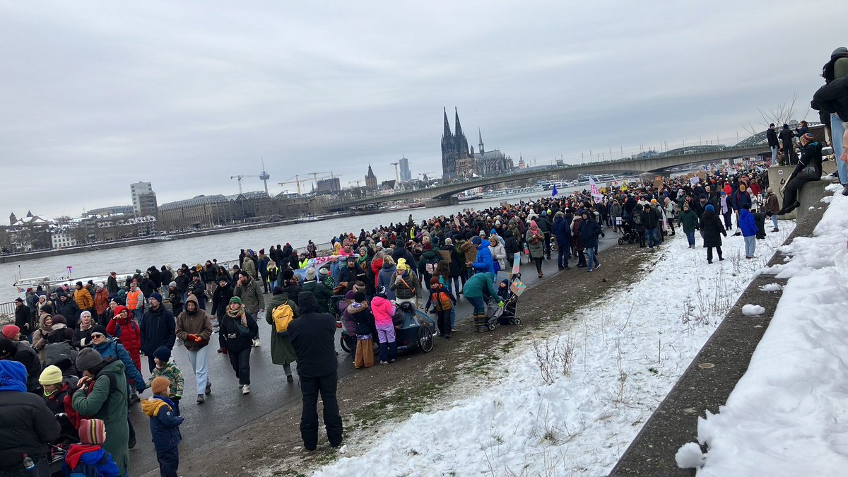 Freiheit, Demokratie und Grundwerte gegen die verteidigen, die sie abschaffen wollen. #fckafd #K2101 #koeln #AfDsindFaschisten