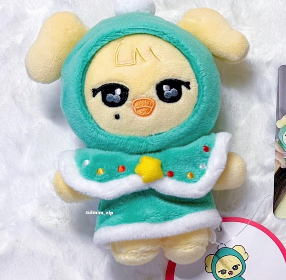 ୨ wts lfb ph ୧ 

IVE NAORI MINIVE CHRISTMAS PLUSH

───── ⋆⋅🦋⋅⋆ ─────

💸 950 || 900 payo

ー onhand
ー sealed 
ー plush doll only !

🏷️ ive minive rei naori 

𝚓𝚒𝚢𝚊ᵕ̈