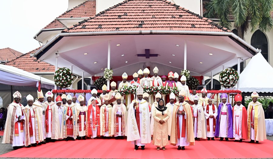 Karibu rasmi kazini Baba Askofu Dkt. Alex Gehaz Malasusa, Mkuu wa Kanisa la Kiinjili la Kilutheri Tanzania (KKKT). Mwenyezi Mungu aliyekuita, na wewe kuitika kwa kazi hii ya kutumikia watu wake akakusimamie na kukuongoza. (Tafakari: Mithali 3:5-6)

Nakuahidi ushirikiano wangu na