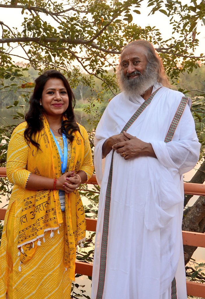 Met <a href="/SriSri/">Gurudev</a> Ji at <a href="/BangaloreAshram/">Art of Living International Center</a> 

Told Guruji that while millions fight for women who are harrassed by men, i fight for men who are harrassed by women &amp; for laws to be gender neutral. He said you're doing a good job.  

Thanks <a href="/ArtofLiving/">The Art of Living</a> for this soulful experience 🙏