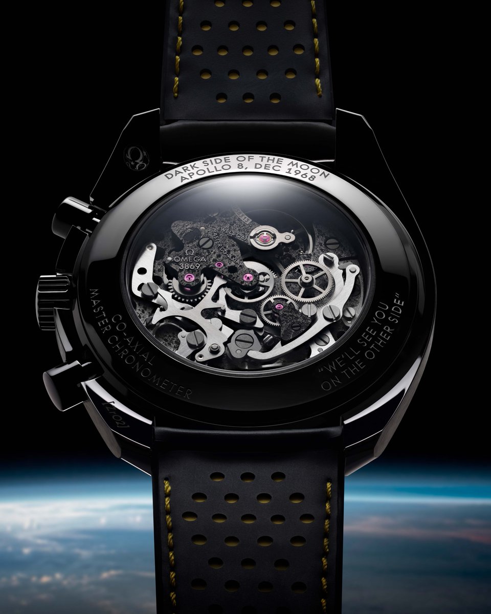 cotedesmontres's tweet image. #Omega regagne l’#orbite d’#Apollo8 avec une nouvelle #Speedmaster #DarkSide of the #Moon - La #petiteSeconde, réalisée en #titane grade 5, à 9h, reprend la silhouette de la célèbre #fusée #SaturnV de la @NASA…
@omegawatches #DarkSideoftheMoon
lacotedesmontres.com/Omega-regagne-…