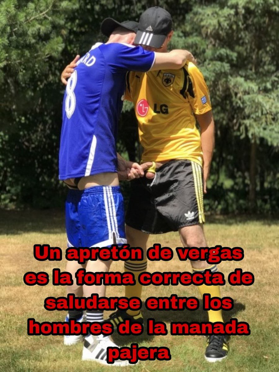 Captionspajeros's tweet photo. Dentro de la cultura bator, tenemos comportamientos que nos van definiendo como pajeros. Encontrar a tu compa y saber que tienes todo el derecho para tocarle la pija y que él tiene el mismo derecho, es lo que no hace ser parte de una manada, dónde la confianza pajera reina. https://t.co/Z3ZbIzAvAr