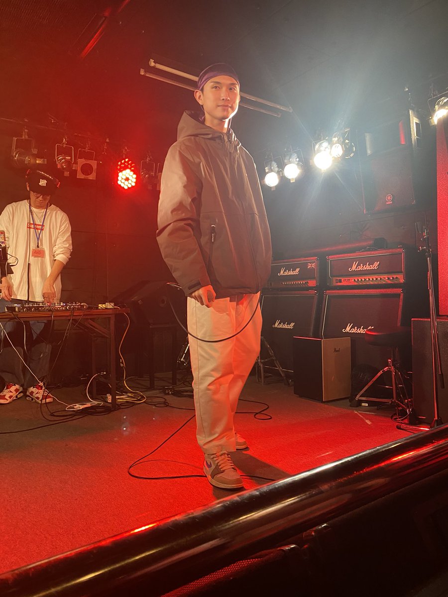 東京に帰る前に宇都宮でMetal忍者くんのライブ見てきました！見てみたいなーと思ってたので、ちょうど栃木にいる時に行けてよかった。
前にアップされてた曲を聞いて、好きな感じだとは思ってたけどやっぱり良かった。また見に行きたいです！