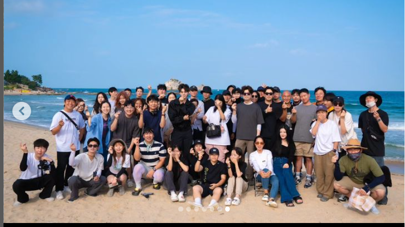 pia2423's tweet photo. More behind the scene photos from the series production crew... #MyDemon https://t.co/AECO4aJn1s