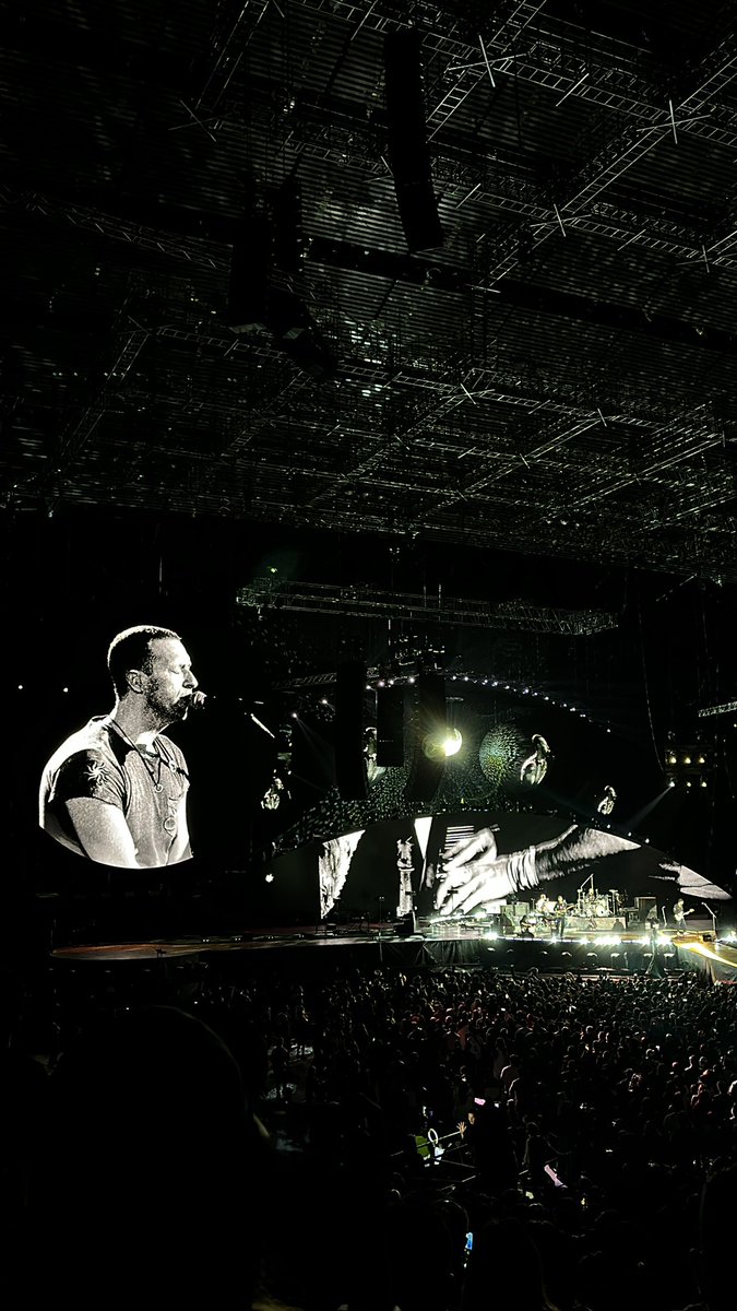 Coldplay ilysm 🫶🏻✨