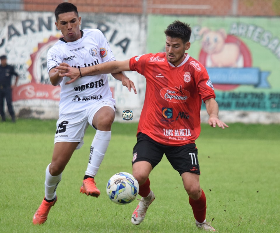 ascensointerior's tweet photo. 🇦🇷#TorneoRegional. ¡Desde los 12 pasos!

📌 Zapla ganó por la mínima, logró emparejar el resultado global y clasificó a siguiente ronda por penales.

DEPORTIVO LA MERCED 0 (4) - ALTOS HORNOS ZAPLA (Palpalá) 0 (5)

📸 Foto: @real_deport.

LINK DE LA NOTA👇
https://t.co/YhzJKbScLR https://t.co/BAvlyXiyd2