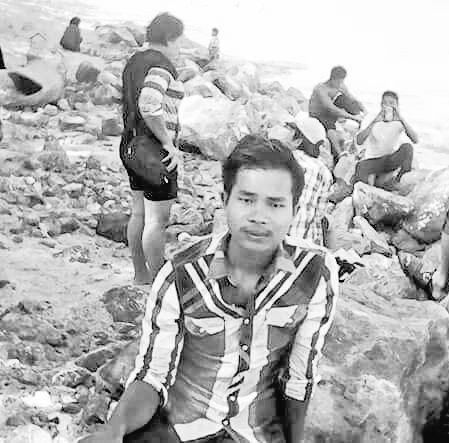 GeneralTalar's tweet photo. မနပ်ဖန်မြဝတီလာမယ်ဗျ.. https://t.co/GMY8BESH6S