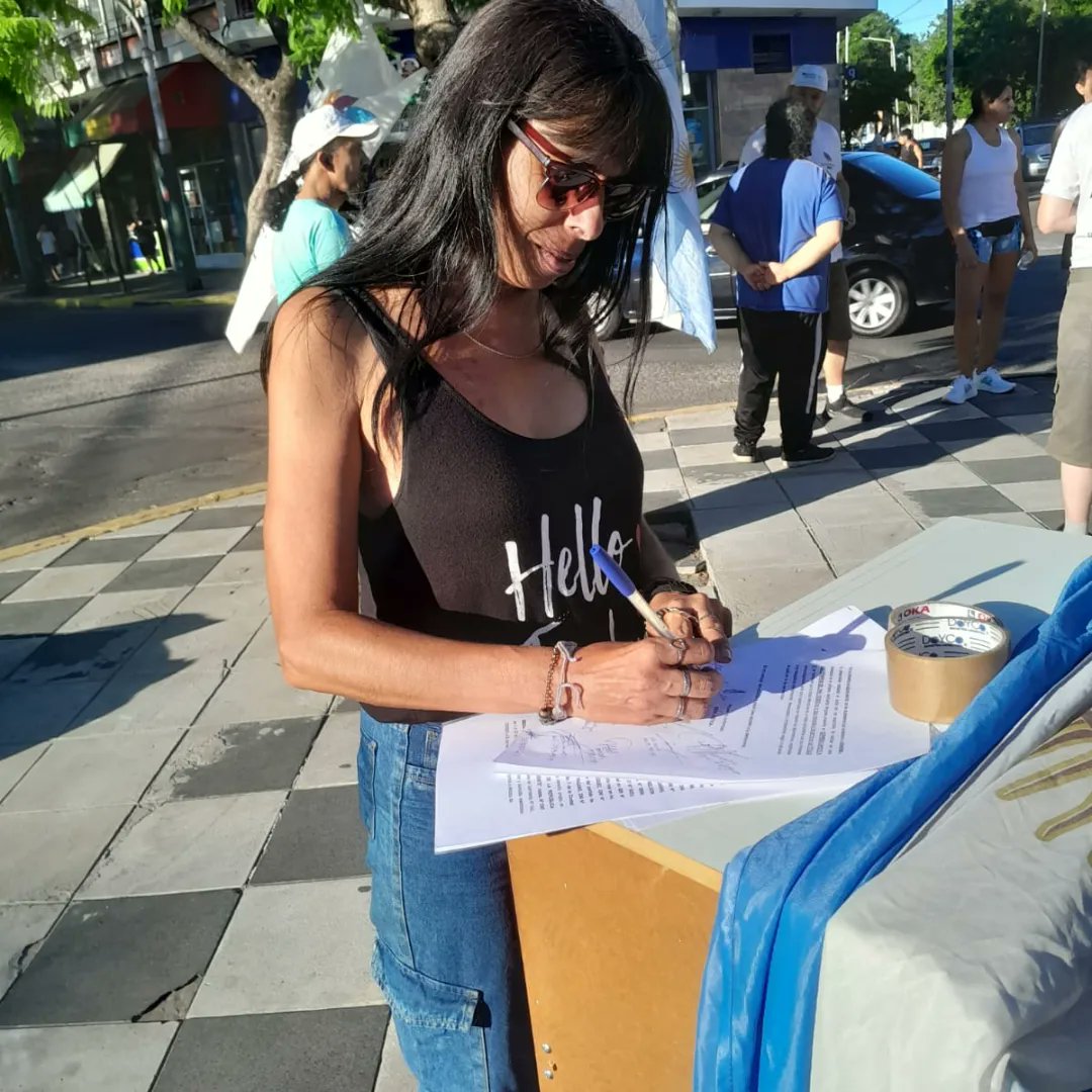 PartidoDifusion's tweet photo. Algunas personas que firmaron https://t.co/2bImcsCmPr