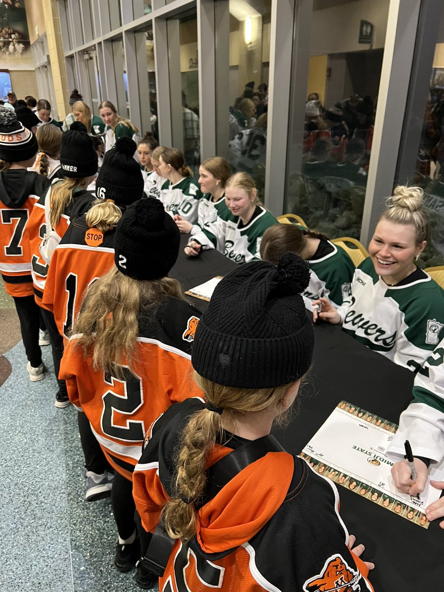 Bemidji State Women’s Hockey tweet media