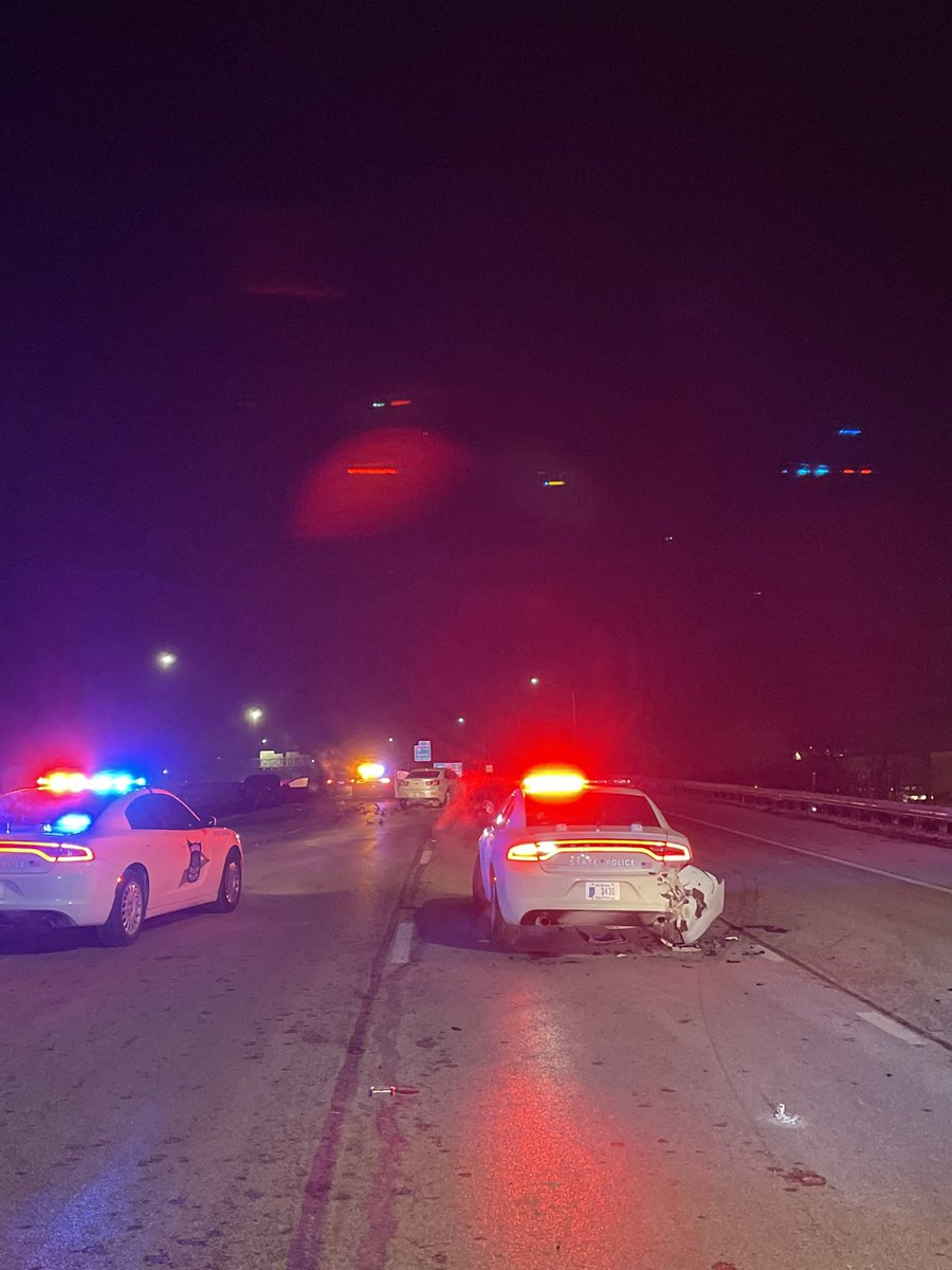 ISPIndianapolis's tweet photo. At 6am Trooper Kari Woodard was investigating a crash with injuries on I-65 SB at the 116mm. While she was outside her car, it was struck. 

Thankfully she was not injured, this is 1 mile south of the location Trooper Keith was struck last night 😔

Please Slow Down &amp; Move over https://t.co/e0qRxVGD1h