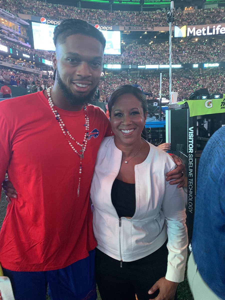 Lisa Salters tweet media