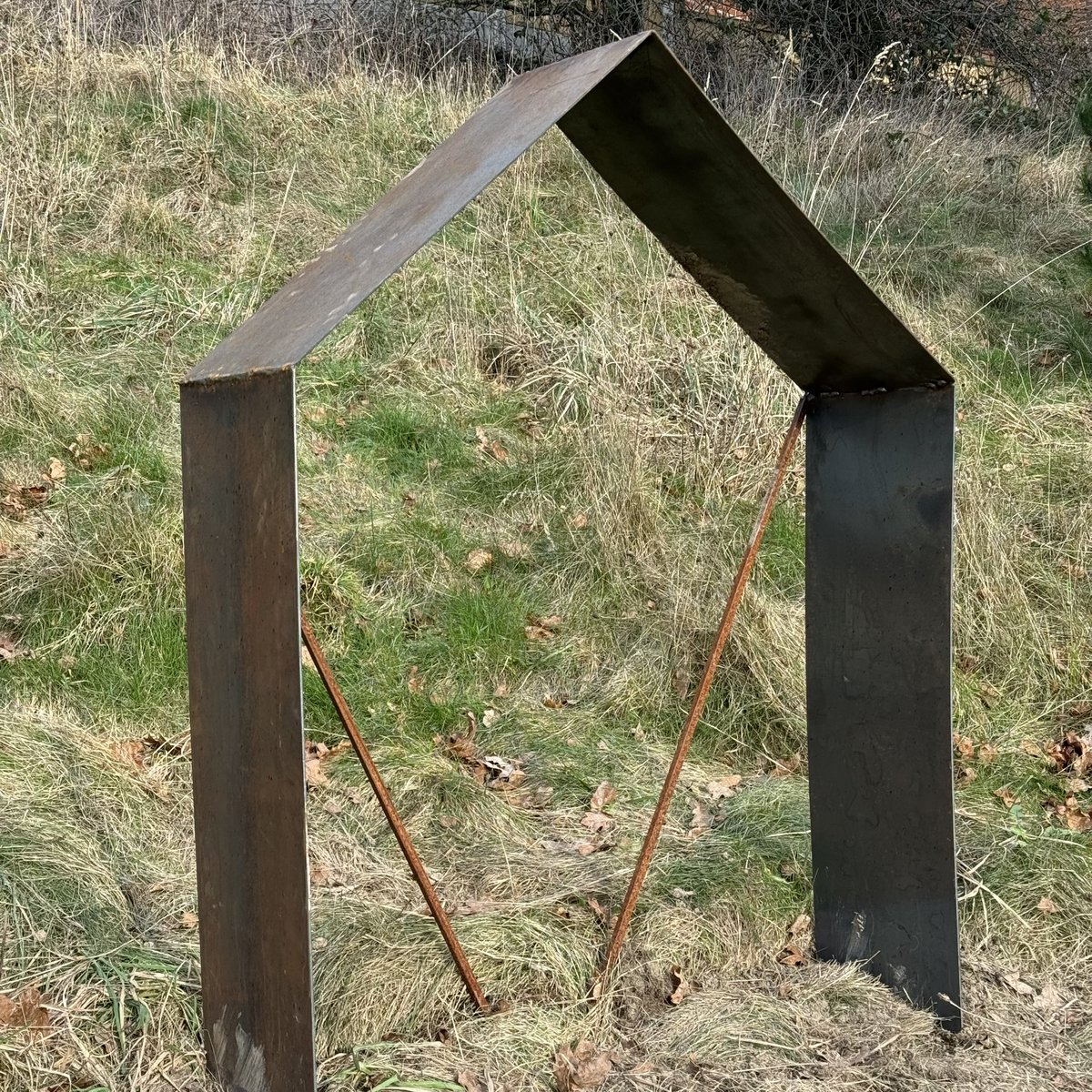 Open Newtown tweet media