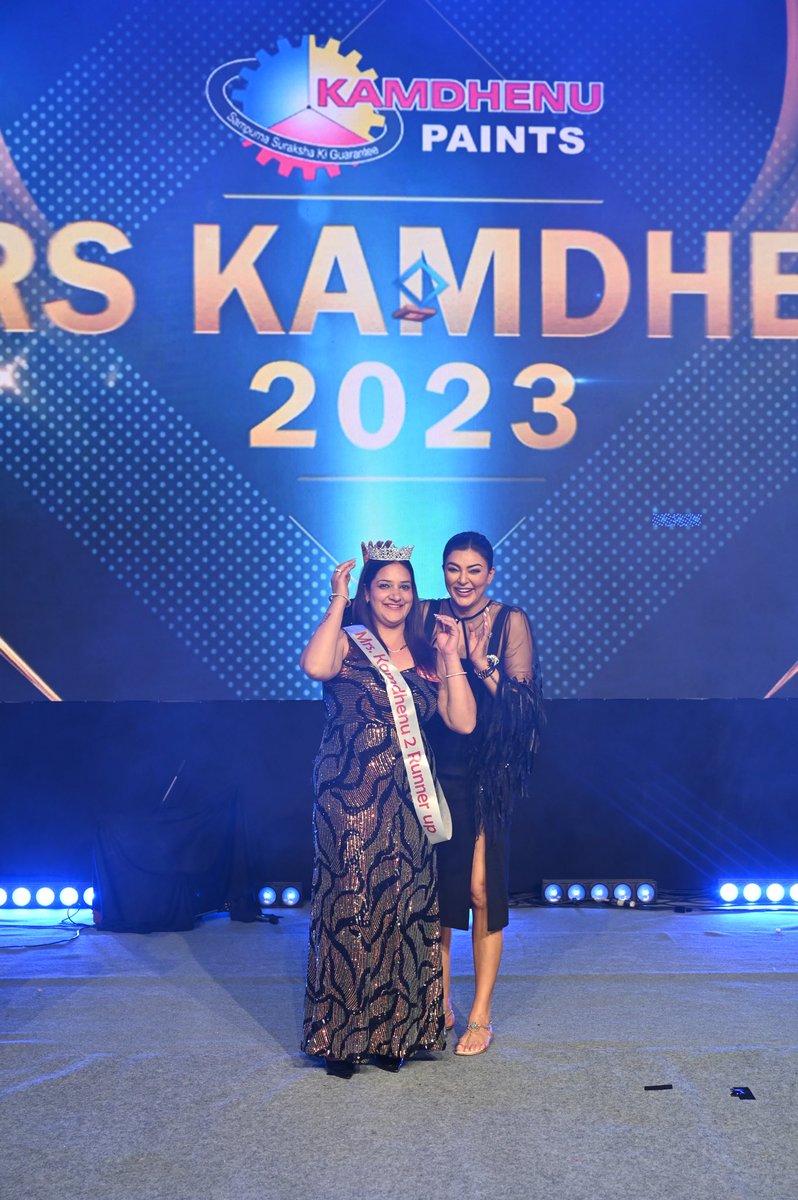 KamdhenuPaints's tweet photo. Day 2 at Hua hin, Thailand! A day well spent, Kamdhenu Bollywood night -3
@thesushmitasen
#kamdhenu #kamdhenupaints #bollywoodnight #bollywood #night #kamdhenhnight #sushmitasen #thailand #wallapant #paint #color #wallcolor #huahin #paintbrand #colorsonthewall #eventfordealers https://t.co/VaL2MVK3J8