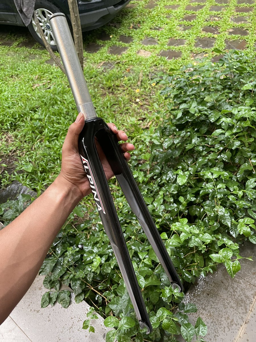 beprattt's tweet photo. For sale

Fork Alpina super mulus
Sudah dipotong, steertube 17cm
Brake hole

Jual cepet aja Rp2.500.000 nett no nego

#fnfjb https://t.co/M9x5jM7H2p