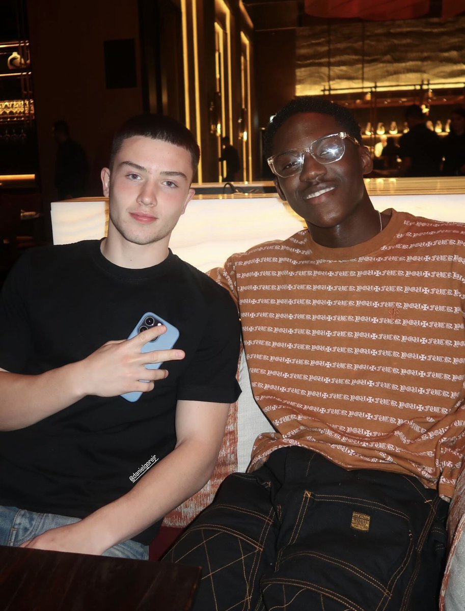UtdPlug's tweet photo. Gore 🤝 Mainoo 

⭐️ https://t.co/omJ6lOXiei