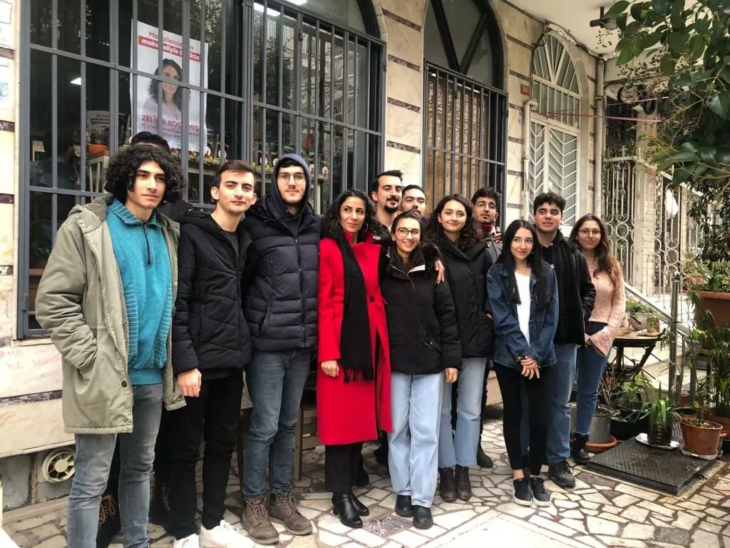 dayanisma_koop's tweet photo. 📍İstanbul Avcılar Mustafa Kemal Paşa Mahallesi muhtar adayı Zeliha Kocamış'ın aday tanıtım toplantısı, Avcılar Dayanışma Kooperatifi'nde gerçekleşiyor 💫 

⭐️”Mahallemiz için, mahalleliyle birlikte” https://t.co/G4Y6urFHpi