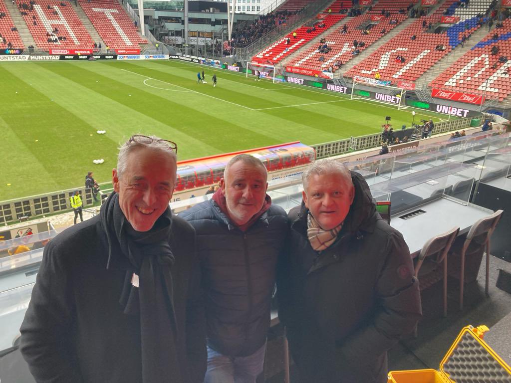 vdBergRene's tweet photo. Voorheen de mannetjes van de Radio. Tegenwoordig de “streamers” uit het hart van het land. Straks live. @fcutrecht tegen @PSV en na de wedstrijd de podcast #MatchTalk #utrpsv https://t.co/VWrHcwhvKC