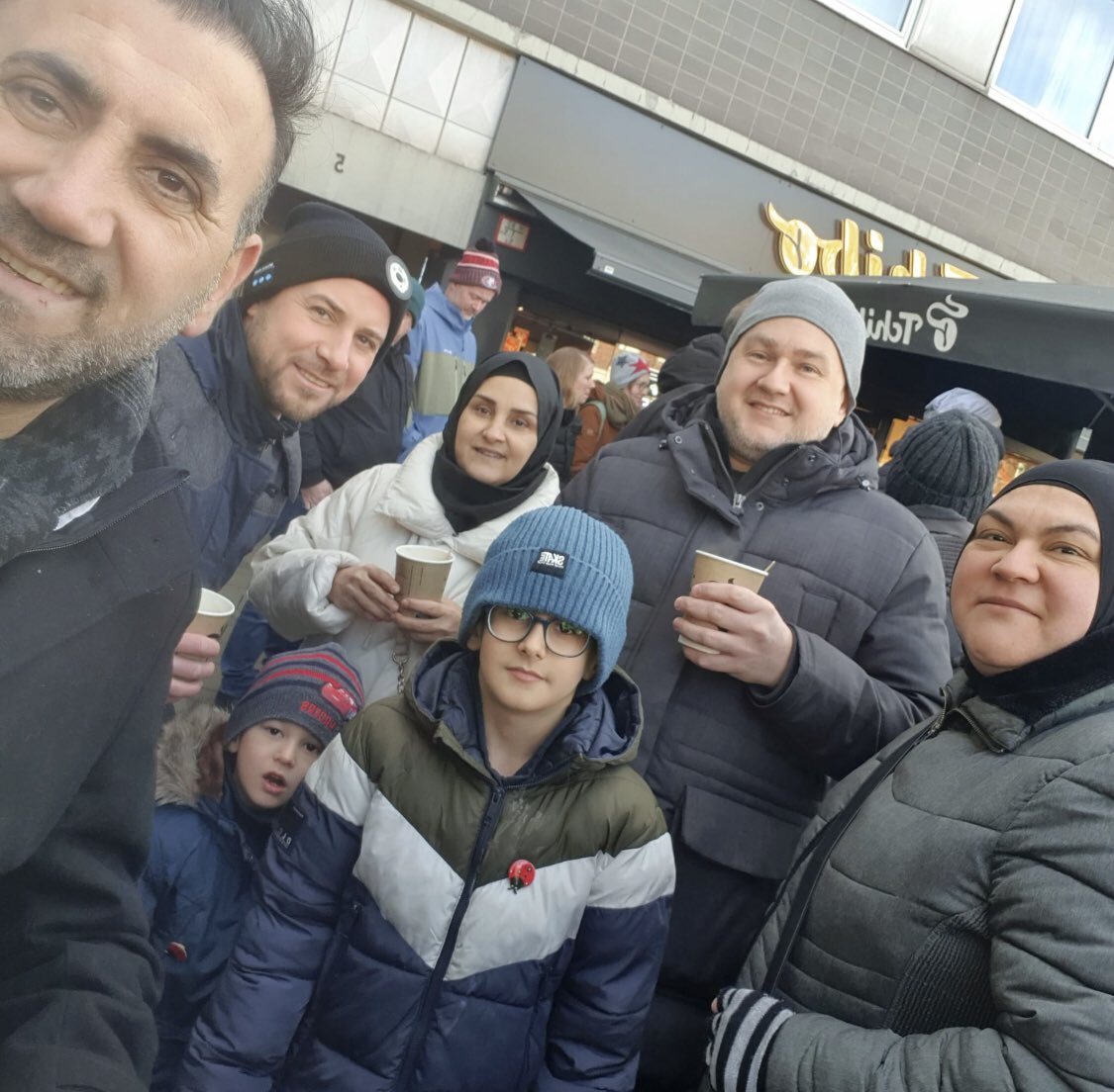 UIDBottrop's tweet image. Asiri sagcilara karsi UID Bottrop olarak 20.01.24 mitinge katildik.