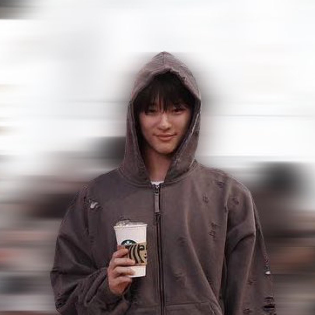 feellike_woodz's tweet photo. 시간을 가두고 싶어 소년 https://t.co/pEEcOg86Gy