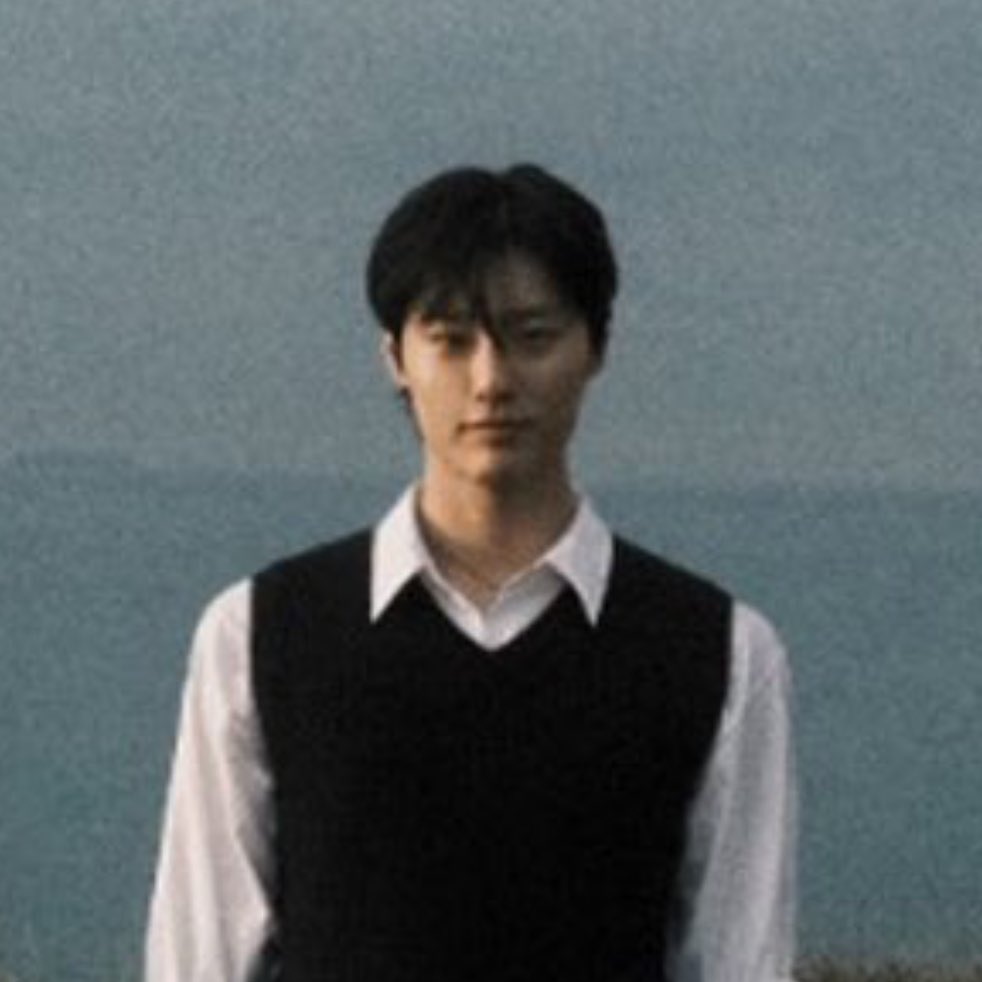 feellike_woodz's tweet photo. 시간을 가두고 싶어 소년 https://t.co/pEEcOg86Gy