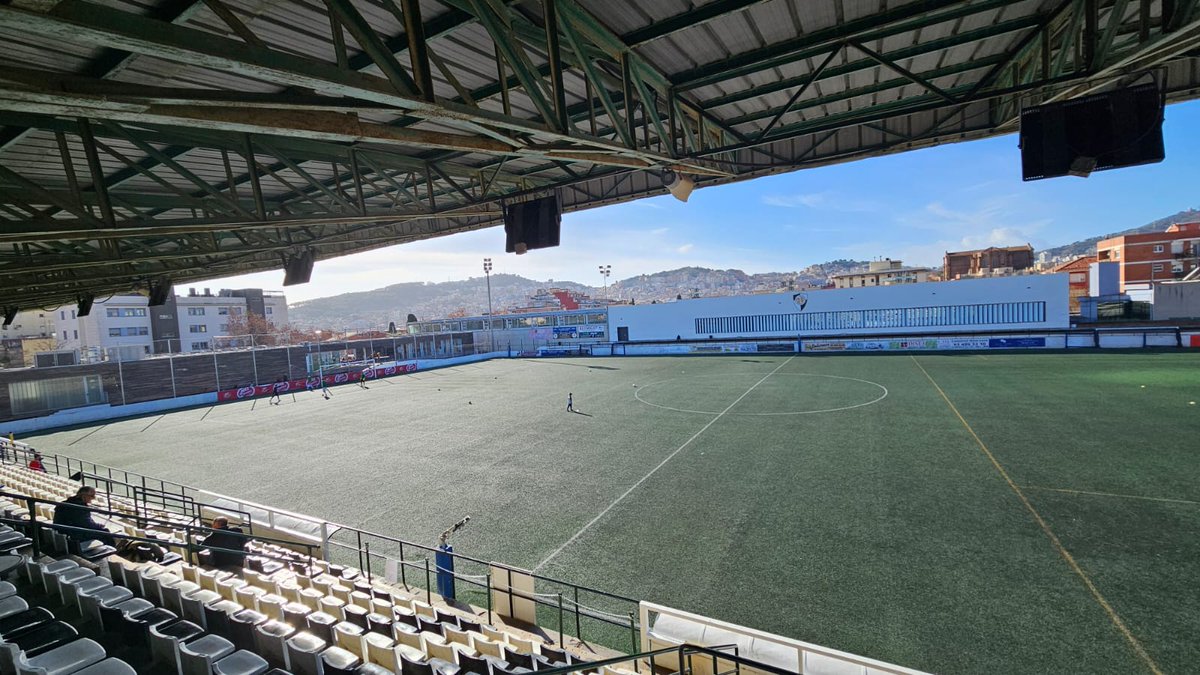 MarcadorCat's tweet photo. Tot a punt al Municipal Feliu i Codina @uahorta - @UERubi amb la veu de @s_martinez19
📻 #89.1FM https://t.co/wRoVQyBHxw