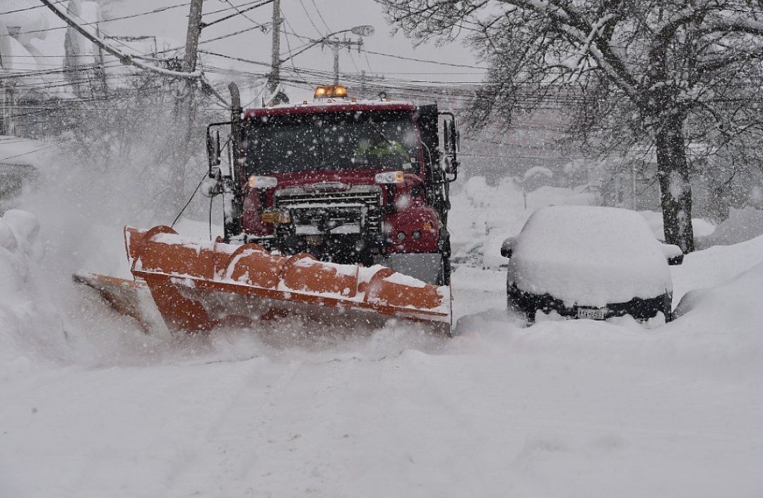 RecordGBA's tweet image. 🔺U.S.sees Over 80 Weather-related deaths as fatal #snow storms continue.
🔺Storms have walloped the Pacific Northwest, Midwest,Plains,South and Northeast with low temperatures, heavy snow, ice storms, freezing rain and high winds for the past two weeks.
#SnowStorms #winterstorm