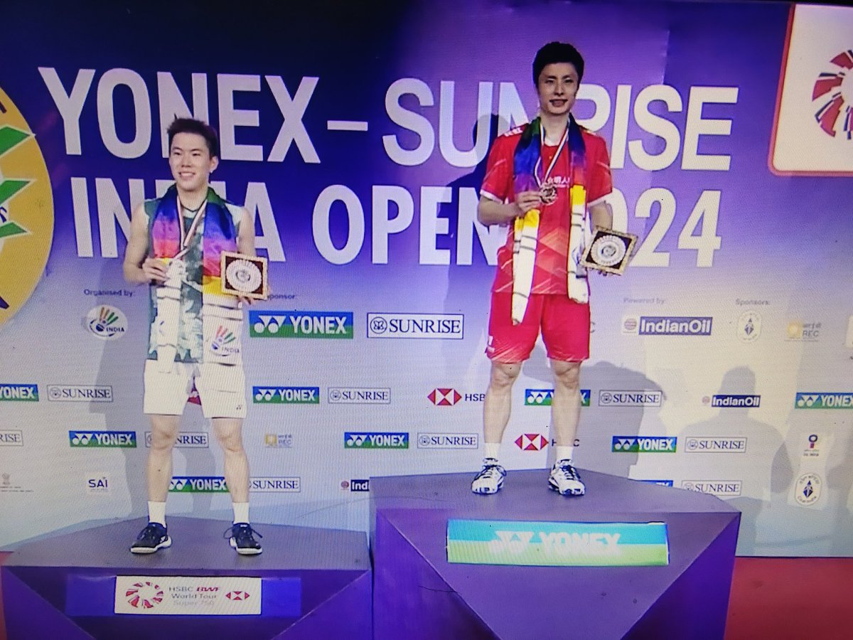 #IndiaOpenSuper750
-Men Singles-
Shi Yuqi - 🇨🇳 lifts the title🥇🏆
Lee CY - 🇭🇰 Is the Runner-Up 🥈