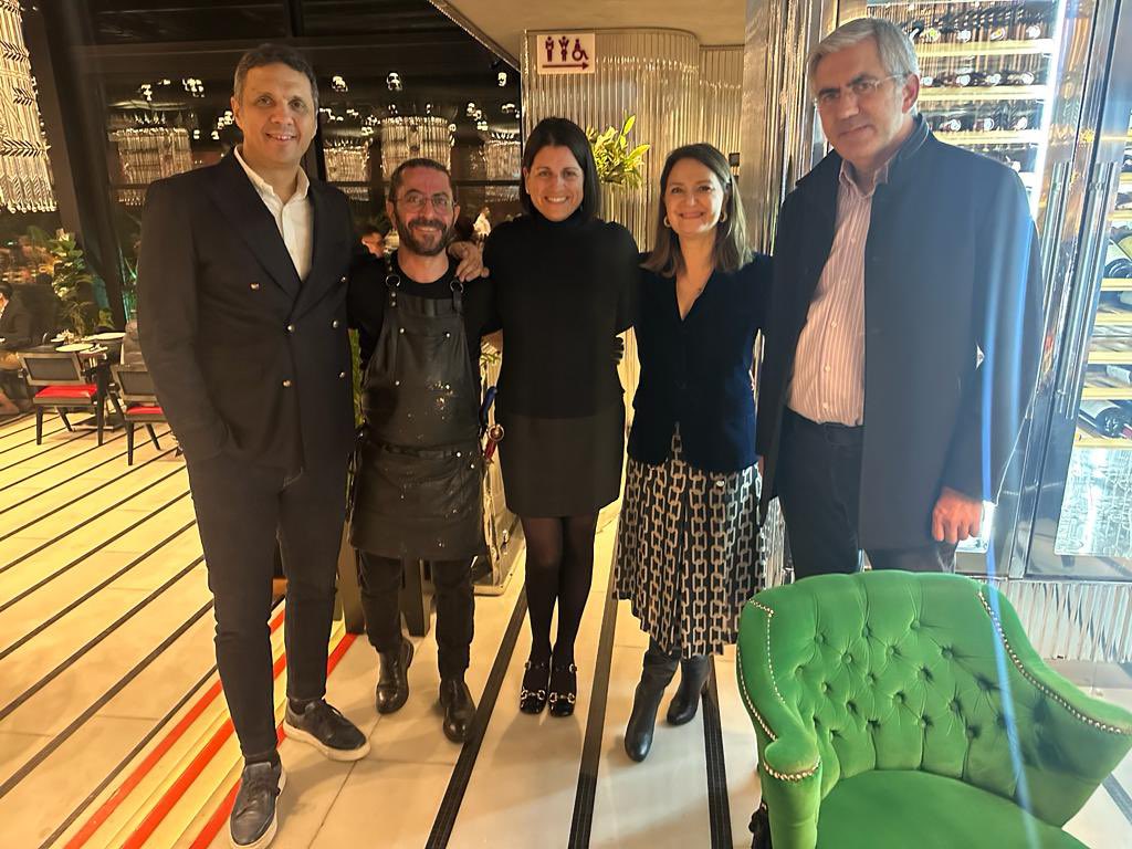 JenRisi's tweet image. Dinner at Nusr-Et Istanbul. @nusr_et @SwayEffect #TSEclientwork