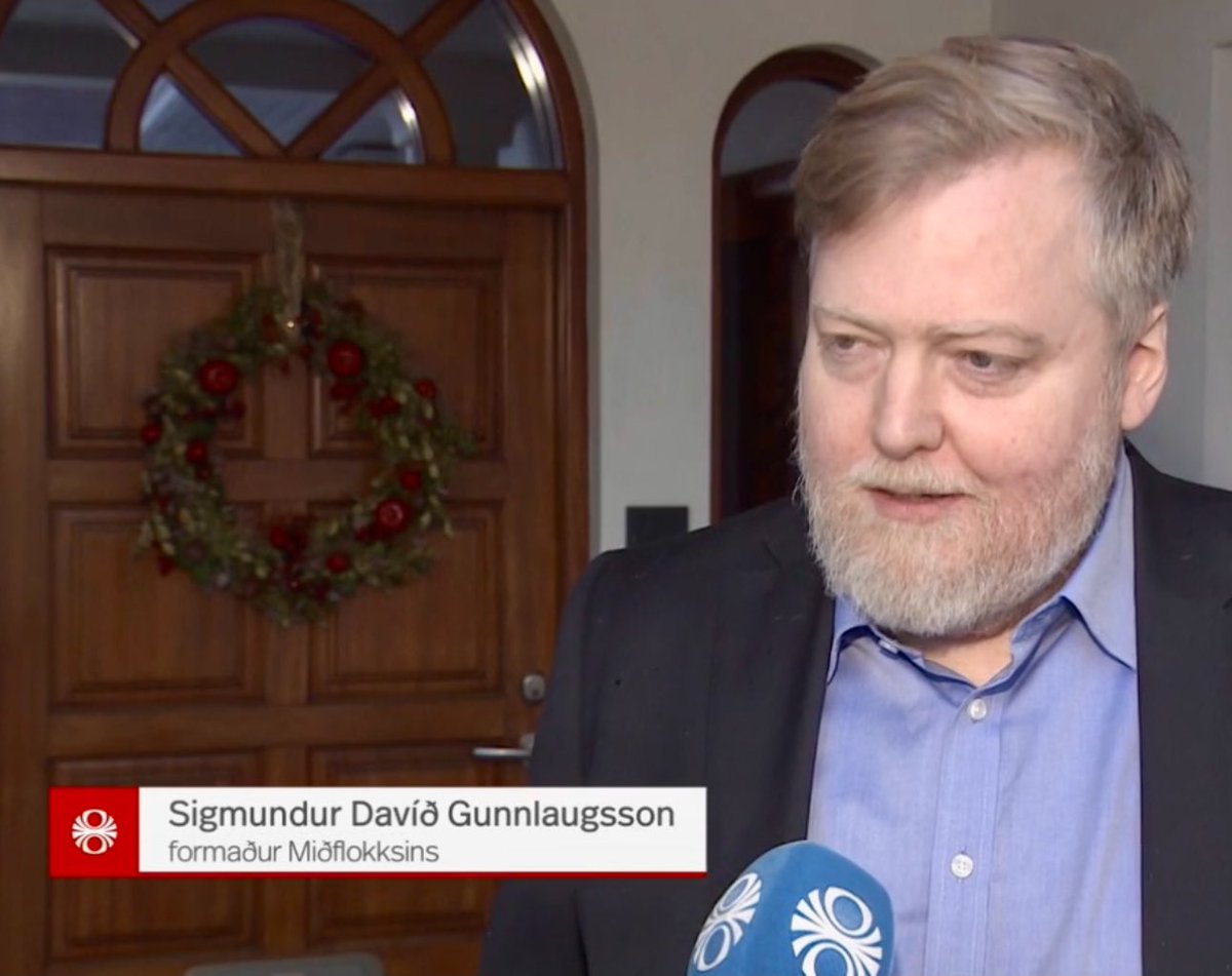 Sammála Sigmundi. Óþarfi að taka jólakransinn niður úr þessu.