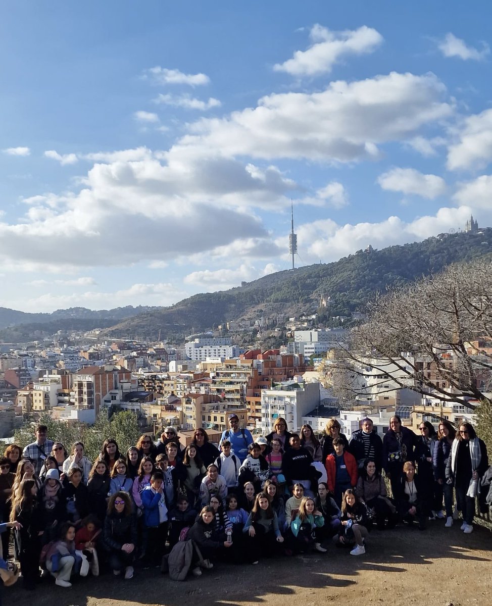 imcitizen_eu (@imcitizen_eu) on Twitter photo 📣 Moltes gràcies a <a href="/bcn_ajuntament/">Ajuntament de Barcelona</a> i #BarcelonaServeisMunicipals B:SM per fer possible la nostra visita al Parc Güell!! Vam gaudir de valent!!
¡Gracias!
Thanks!
Continuem unint esforços pels #DretsInfants
#imcitizen_bcn
#Participació 📣 Moltes gràcies a <a href="/bcn_ajuntament/">Ajuntament de Barcelona</a> i #BarcelonaServeisMunicipals B:SM per fer possible la nostra visita al Parc Güell!! Vam gaudir de valent!!
¡Gracias!
Thanks!
Continuem unint esforços pels #DretsInfants
#imcitizen_bcn
#Participació