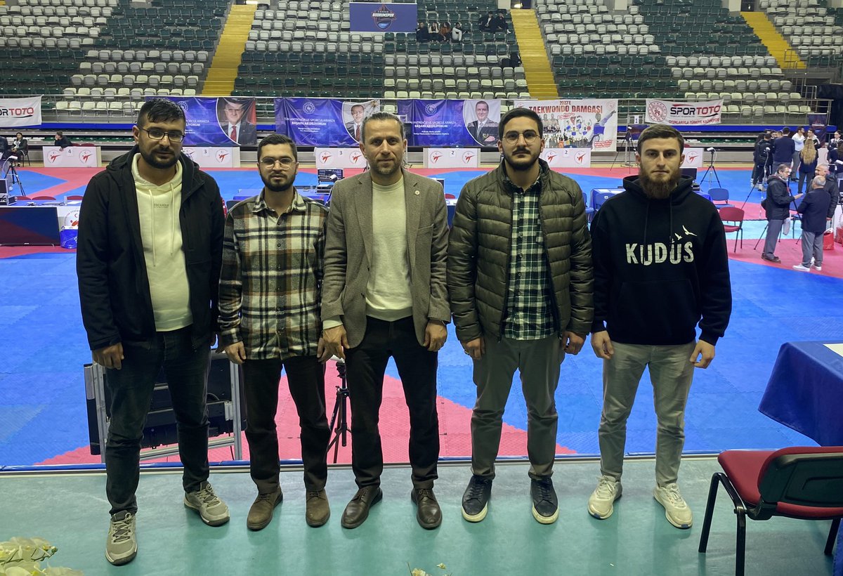 MuglaAGD's tweet photo. 📍Büyükler Türkiye Taekwondo Şampiyonasında Siirt ve Gaziantep’ten gelen sporcularımızı ziyaret ettik. Gaziantep spor komisyon Başkanımız Mustafa KAÇMAZ ve Türkiye Taekwondo Federasyonu Milli Takım Teknik Kurul Üyesi Sedat ATILGAN Hocamıza çalışmalarında başarılar dileriz. https://t.co/ojrtjPArFU