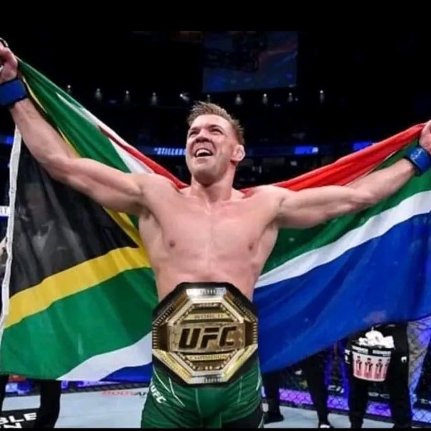 VeronicaHoungan's tweet photo. @jaredwright17 The champ. 🇿🇦🏆

#Dricus Your new middleweight World Champ South African Dricus Du Plessis. He did it the South African way by 1 point ☝️ 👉 mixed martial arts 
Congratulations 
Day 1 as World Champ @rogerfederer 🏆 https://t.co/QuzilOLgNi