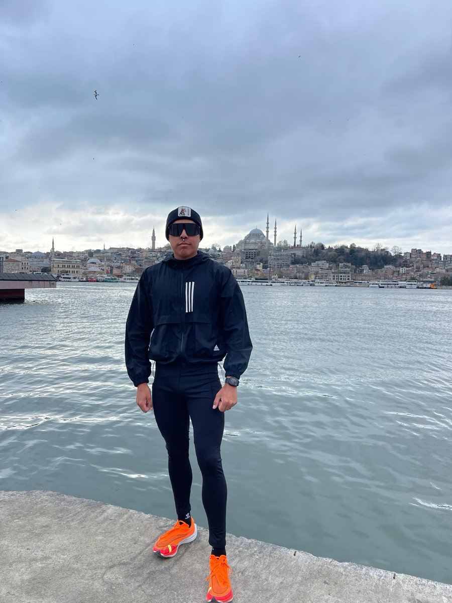 Him Kardashian tweet media