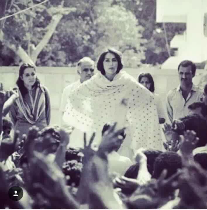 SajjadMuzzafar's tweet photo. The Dabang , Bold , Brave WOMEN Leaders of the 80’s who made their Voice heard &amp; Made things happen WITHOUT any Social Media ...... True Women Leaders is now a big Gap in Our Current Society ..... https://t.co/Ll2uPnyCPr
